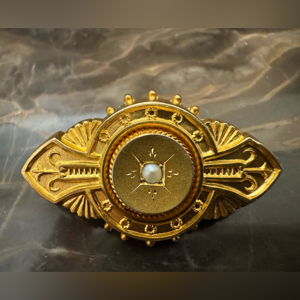Antique Gold mourning Brooch with Star Detail and seed pearl Etruscan Victorian - Picture 6 of 12